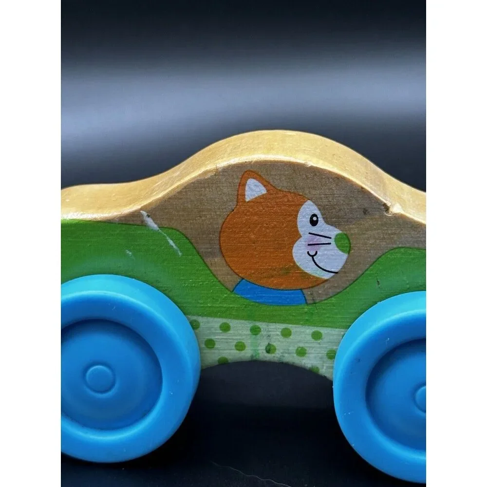 Melissa and Doug Stackable Car Wooden Toy orange cat driver blue‎ wheels 4”
